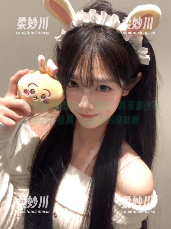 先登录17c黑料，再看那些奇葩蘑菇视频，心里却咕噜咕噜