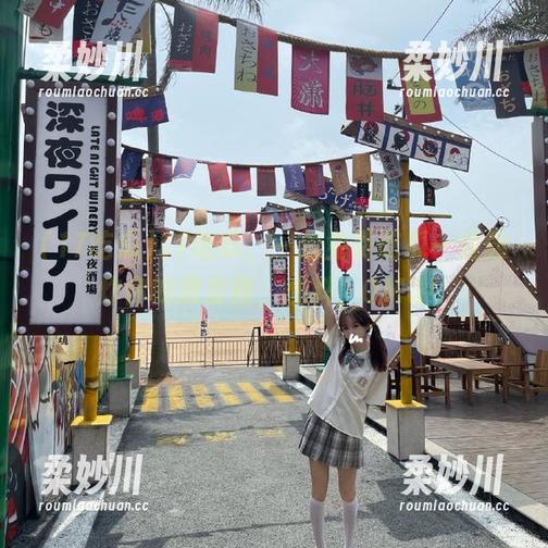 17吃瓜，一边免费吃瓜一边轰炸你的朋友圈，爆料，OMG！