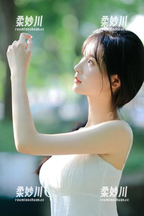网页上竟然有人把www..51和冰淇淋结合了，谁敢试试？
