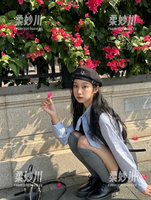 52吃瓜网 值得一试的“52吃瓜网”:沉迷于人间百态,简直停不下来!