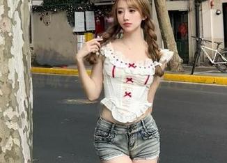 想知道91吃瓜网里的那些八卦是什么滋味？免费畅游各种站，绝不后悔！