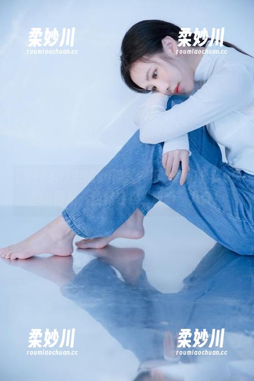 996su网站？不，我们只要998su网站，让你轻松“咀嚼”八卦！