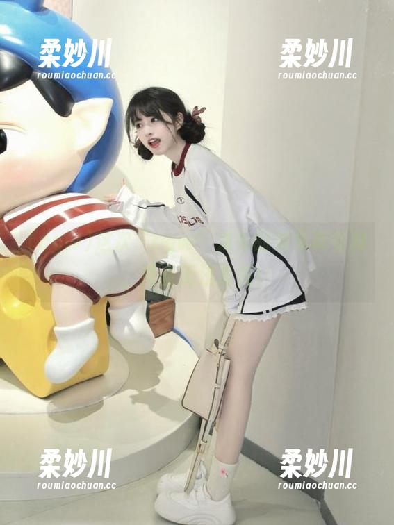 cgw 这次“cgw”发布的对象真有料,简直无法直视!