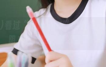 看过“hlw.bet”的链接，没心思阻止自己的八卦欲望了！