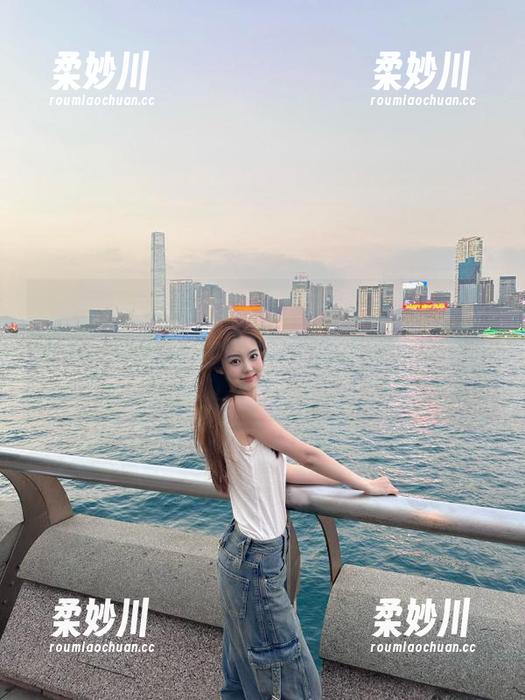 视频一开，我竟然忘了自己是在www.51.com，真的是吸引力无限啊！