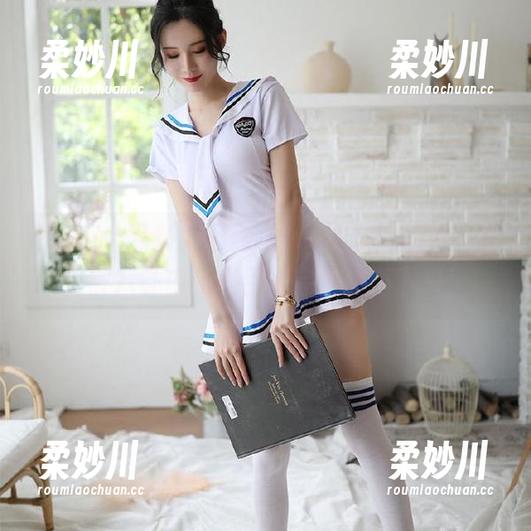 点开www.黑料的链接，瞬间被八卦磁场吸引，完全停不下来！