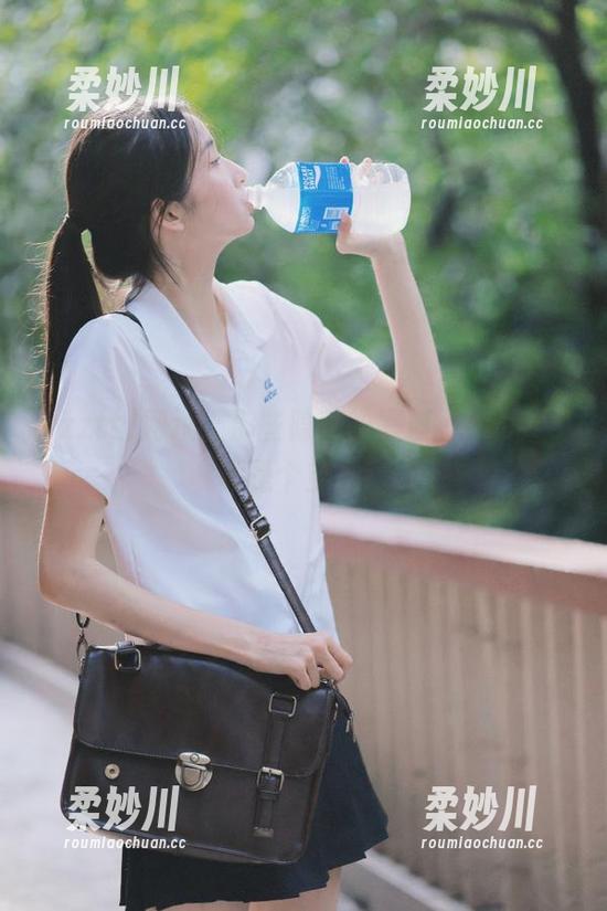 网址上那些隐藏的黑料，zztt15真是个宝藏！