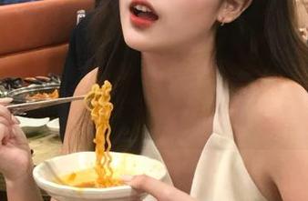五一吃瓜,今日娜娜又双叒叒上热搜了!快来传送门围观吧!