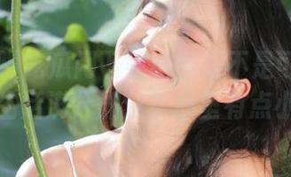 吃瓜网下载链接是不是可以为我的沙发生活满分加分？心里有点小期待！