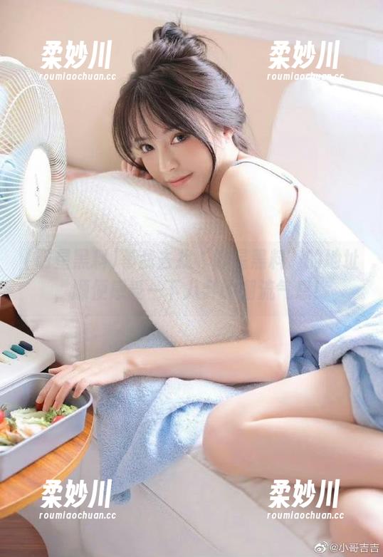 等我去找“明星黑料”的地址，顺便感受一下八卦的潮流气息！