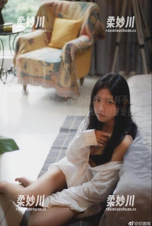一不小心打开“黑料不打烊155fun”的链接，竟发现我的旧爱在里面！