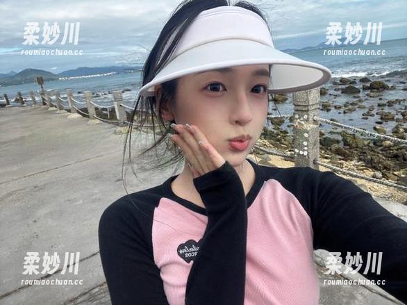 说好的黑料呢？黑料布打烊后，这网址简直不值一提～