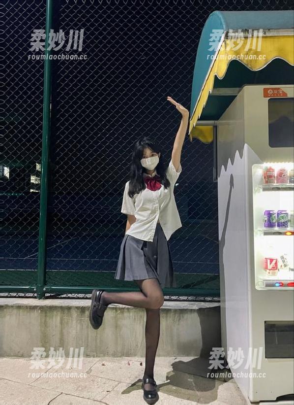 黑料网页：永不迷路，幽默八卦尽在指尖！